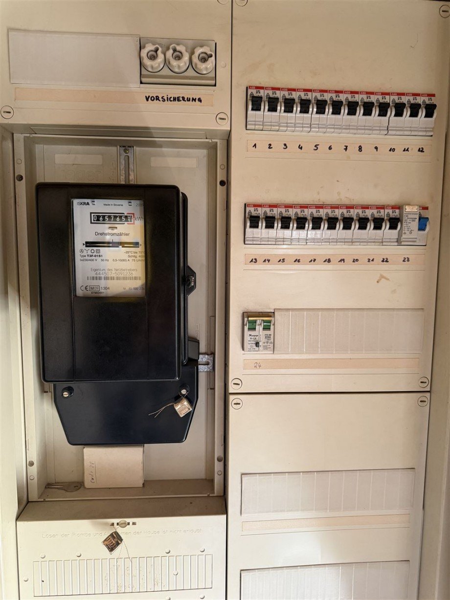 Strom Einfamilienhaus Burbach , Siegerl