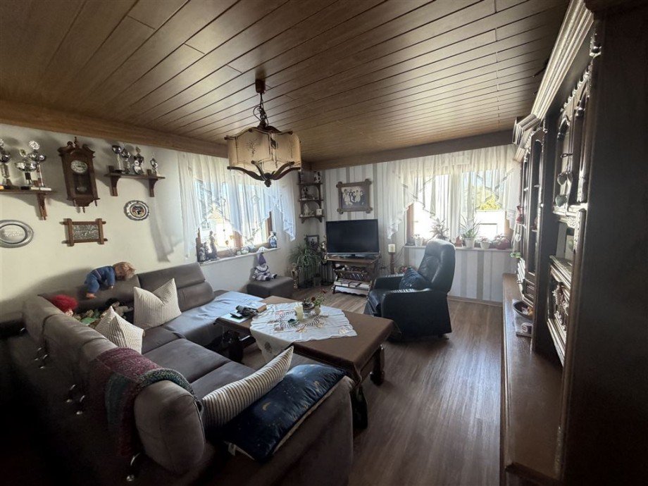 Wohn-Esszimmer Einfamilienhaus Oberneisen