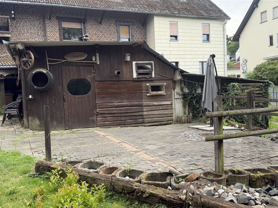 Ehem. Pferdestall Einfamilienhaus Fluterschen