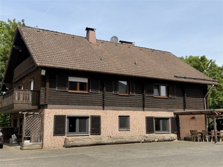 IMG_2428 Fehl-Ritzhausen Land- / Forstwirtschaft Westerwald! N�he Bad Marienberg! Pferdeanwesen Inkl. Roundpen, Reitplatz, Stallungen, 2 Fam.-Haus, Weiden!