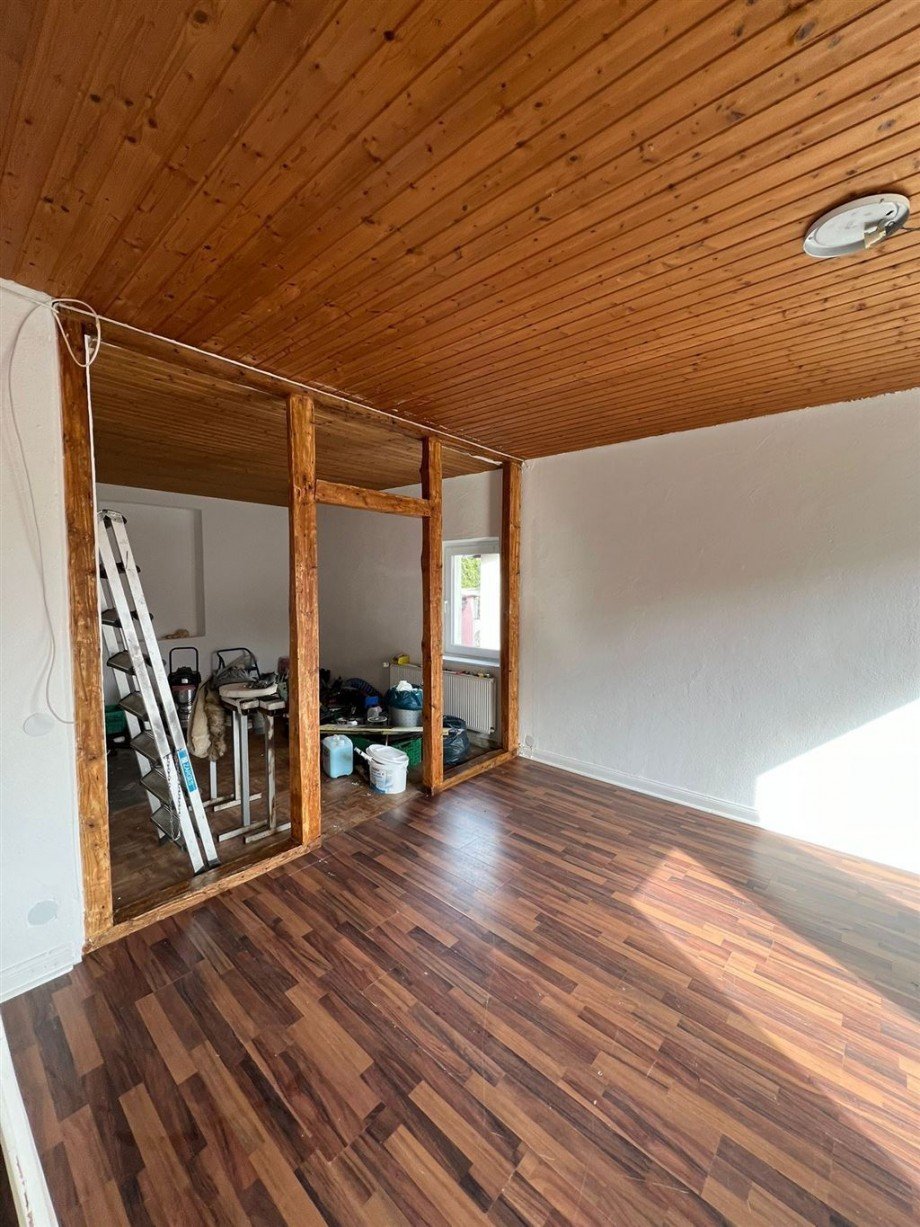 Wohn - E�zimmer Einfamilienhaus Wissen , Sieg