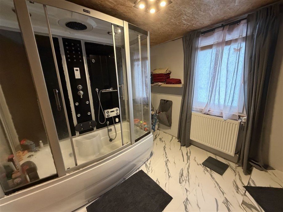 Badezimmer Einfamilienhaus Waigandshain