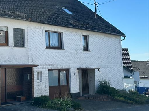 Front Einfamilienhaus Fehl-Ritzhausen