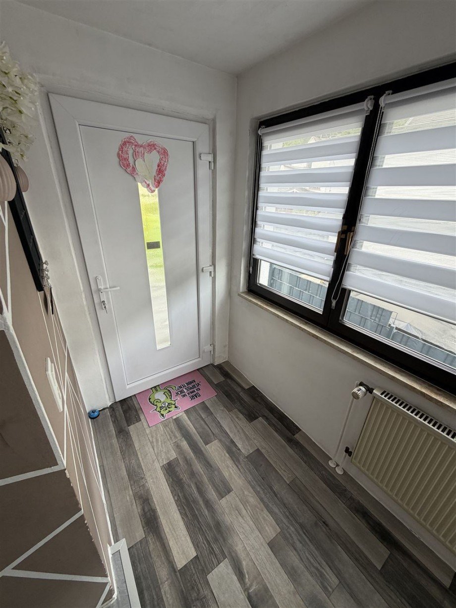 Eingangst�r Einfamilienhaus Nistertal , Westerw