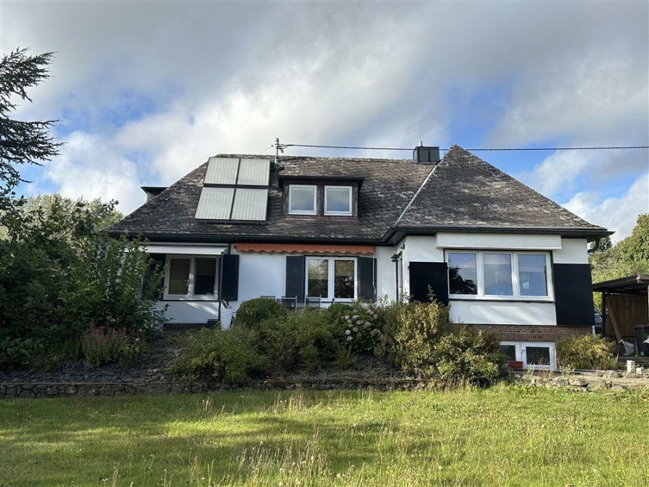 Front Einfamilienhaus Rennerod , Westerw