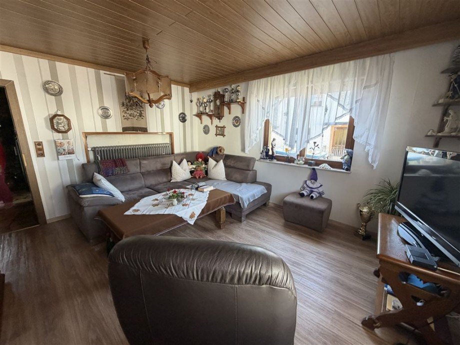 Wohn-Esszimmer Einfamilienhaus Oberneisen