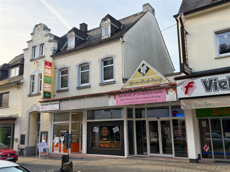 Seite Westerburg , Westerw Einzelhandel Westerburg Stadt! Gewerbe - Passage inkl. 2 Wohnungen und Parkpl�tze!