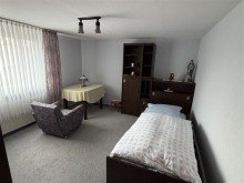 Zimmer OG N�he Rennerod! Einfamilienhaus mit Potenzial, Garagen und Garten!