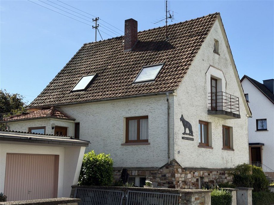 Seite Einfamilienhaus Oberneisen