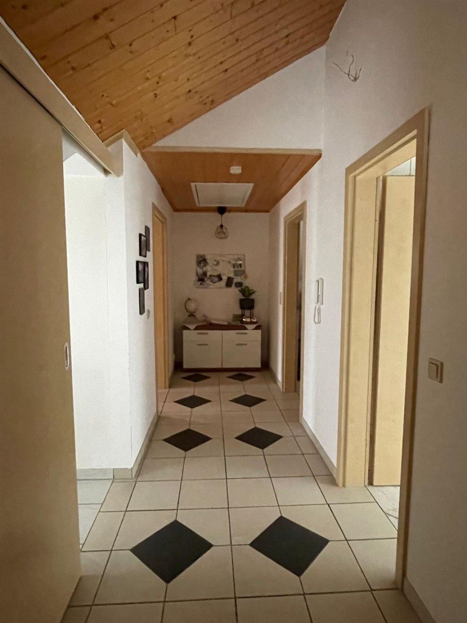 Flur OG Einfamilienhaus Ransbach-Baumbach