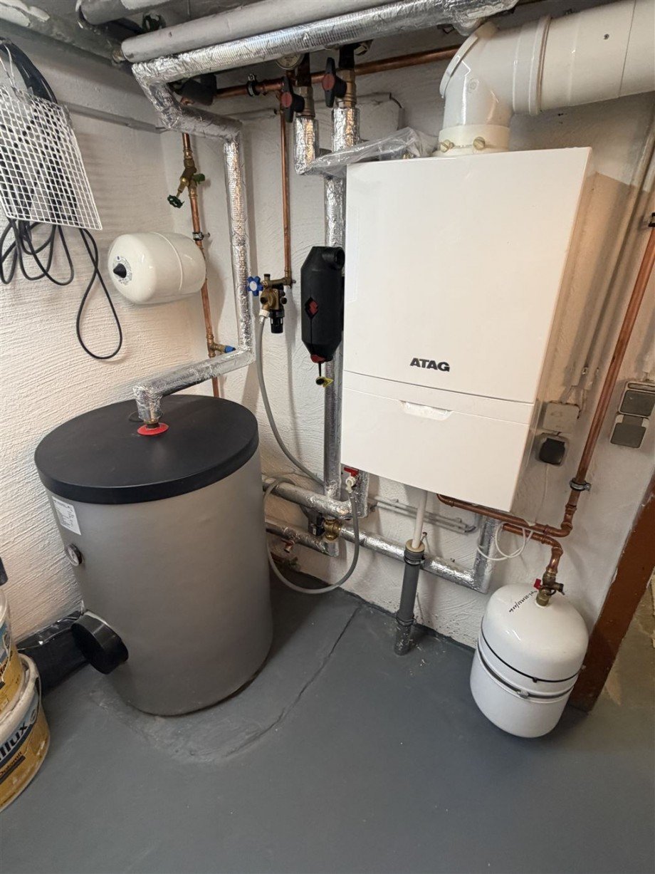 Heizung Einfamilienhaus Burbach , Siegerl