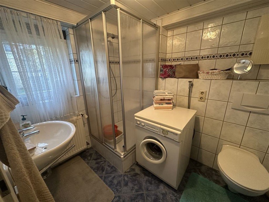 Badezimmer EG Einfamilienhaus Mogendorf