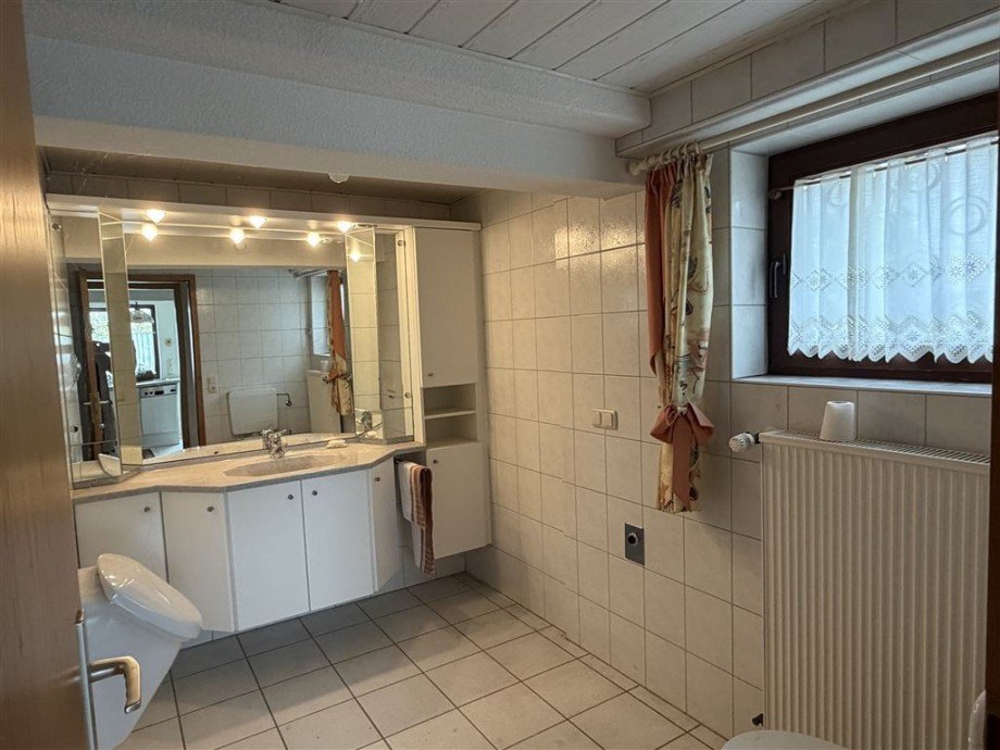 Bad Untergeschoss Einfamilienhaus H�hn